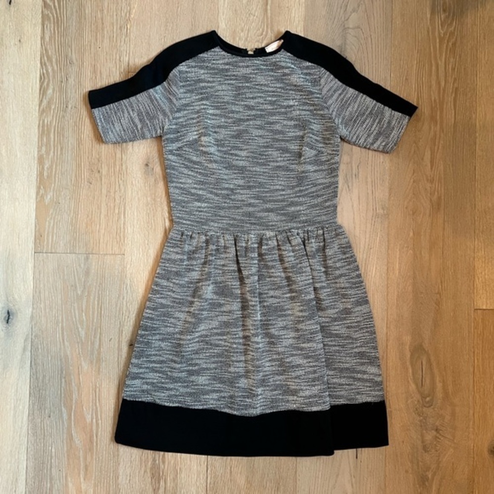 Love Ady Short Sleeve Fit and Flare Dress in Black and Grey | Poshmark